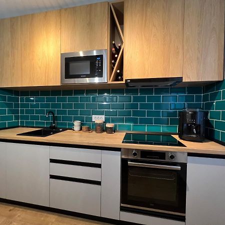 Riverside Jungle Green Apartment Oradea Extérieur photo