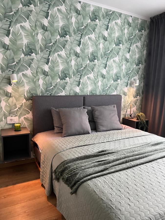 Riverside Jungle Green Apartment Oradea Extérieur photo