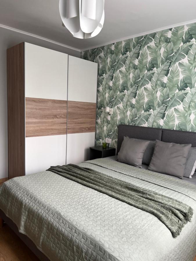 Riverside Jungle Green Apartment Oradea Extérieur photo